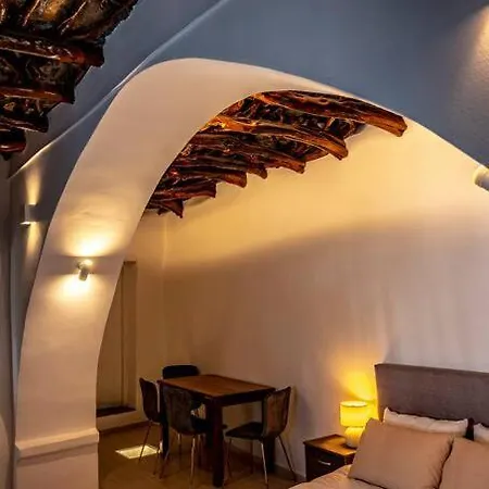 Apartment Mikro.kastro Kalotaritissa In Chora Amorgos